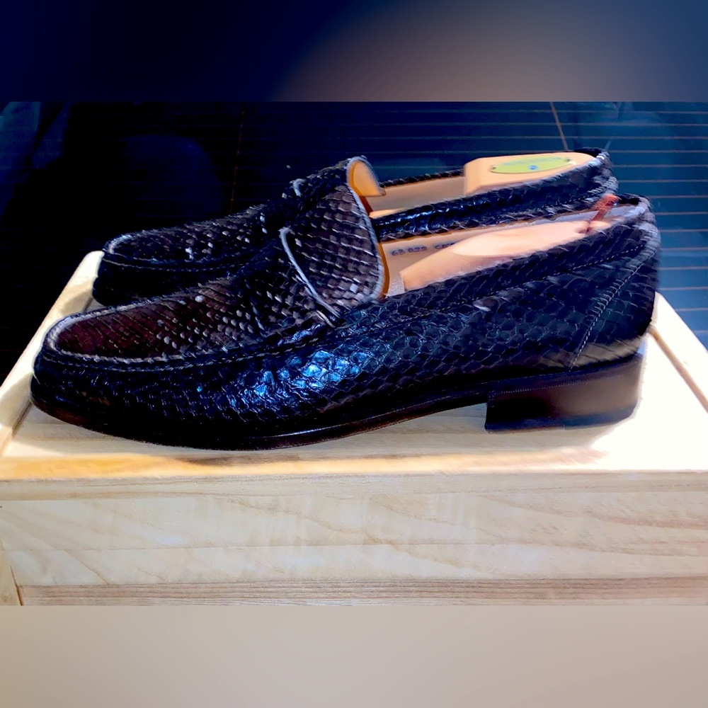 Bruno Magli Cesar brown reptile hard bottom loafers